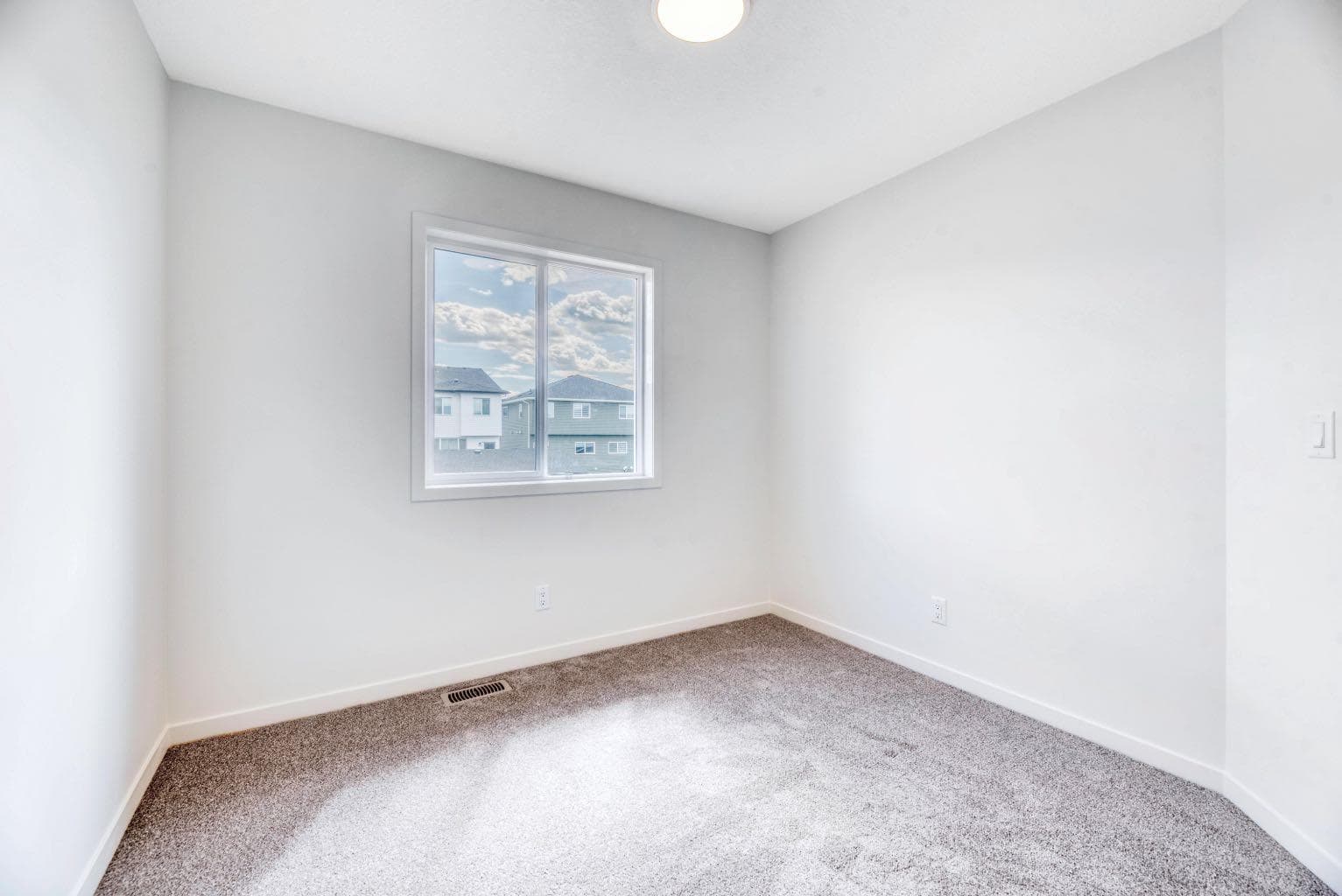 244 Marmot Grove NW