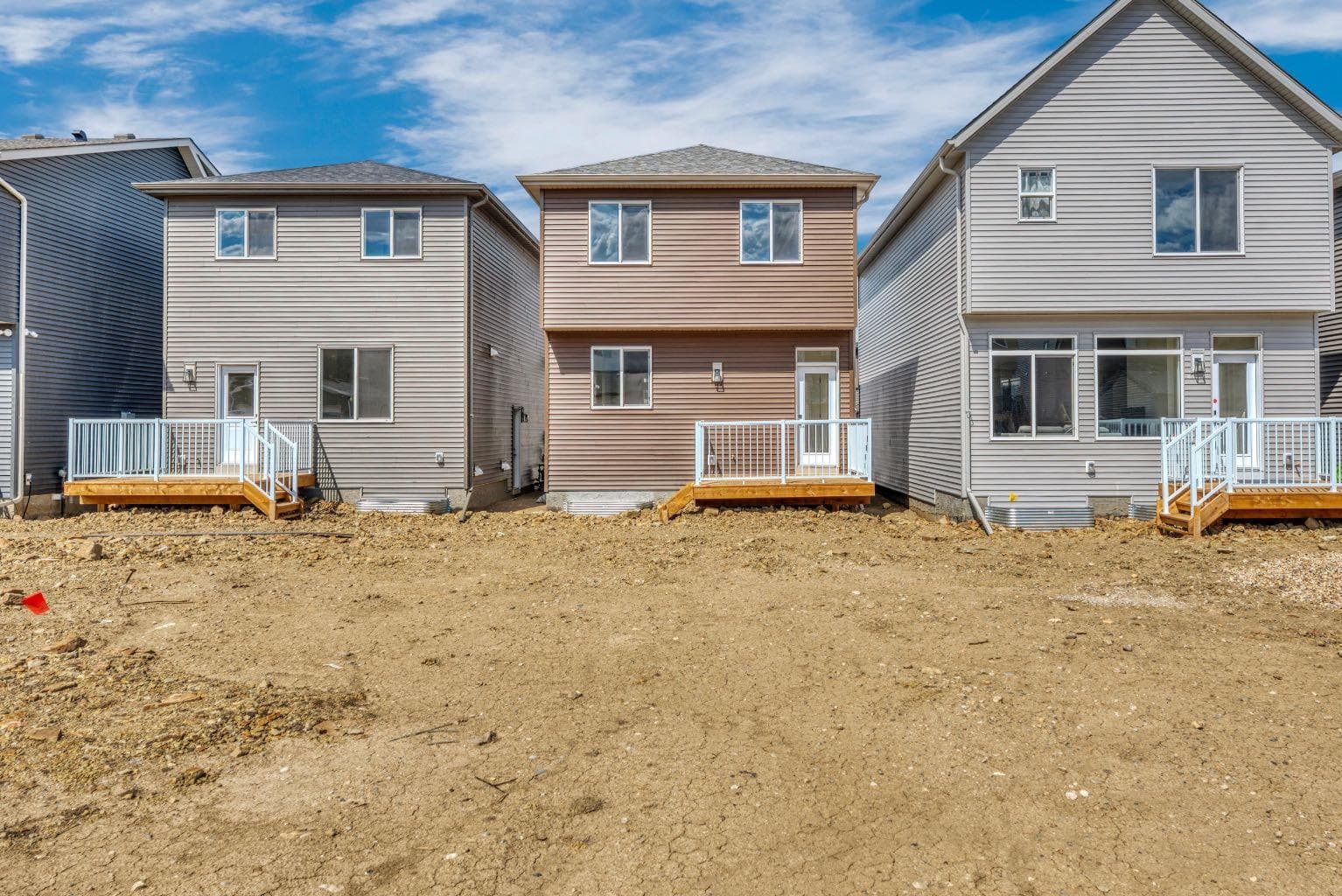 244 Marmot Grove NW