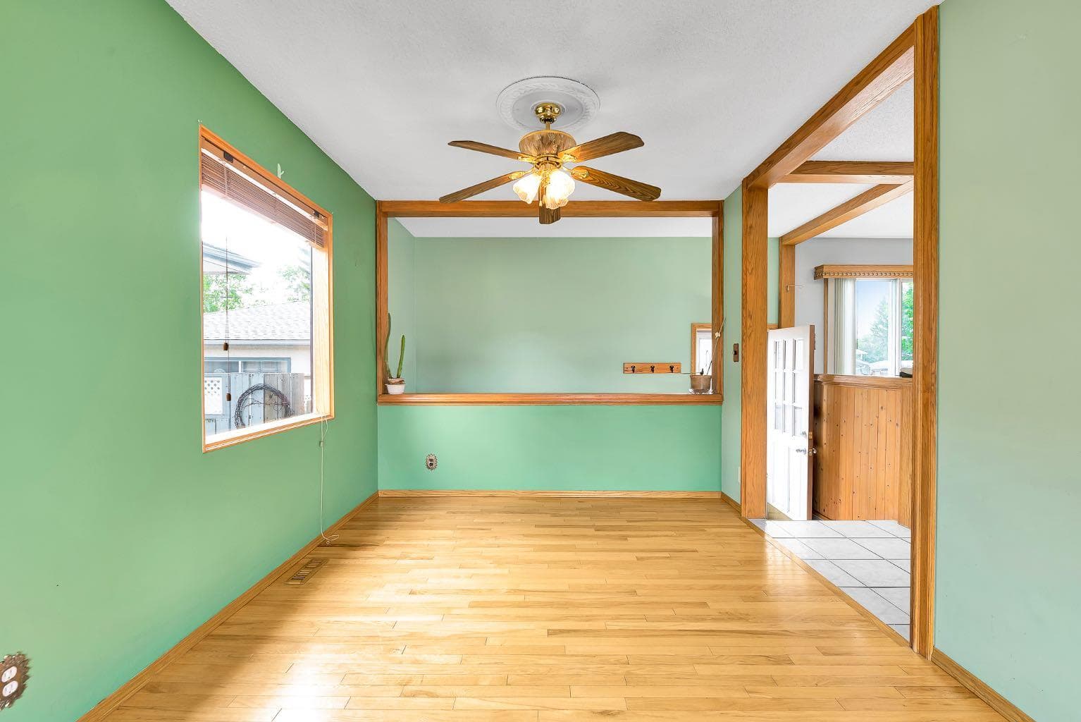 4127 Maryvale Road NE