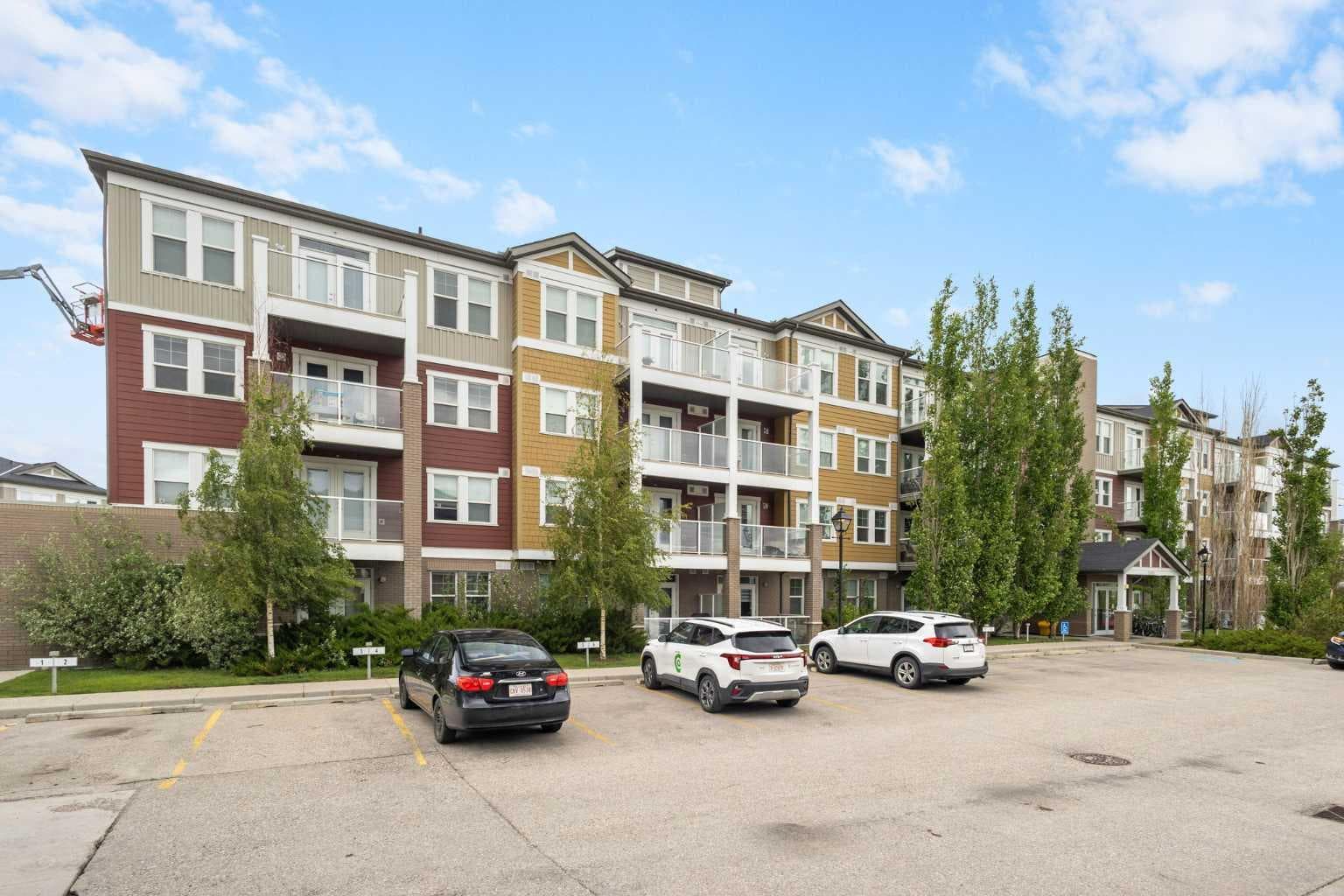 412, 2300 Evanston Square NW