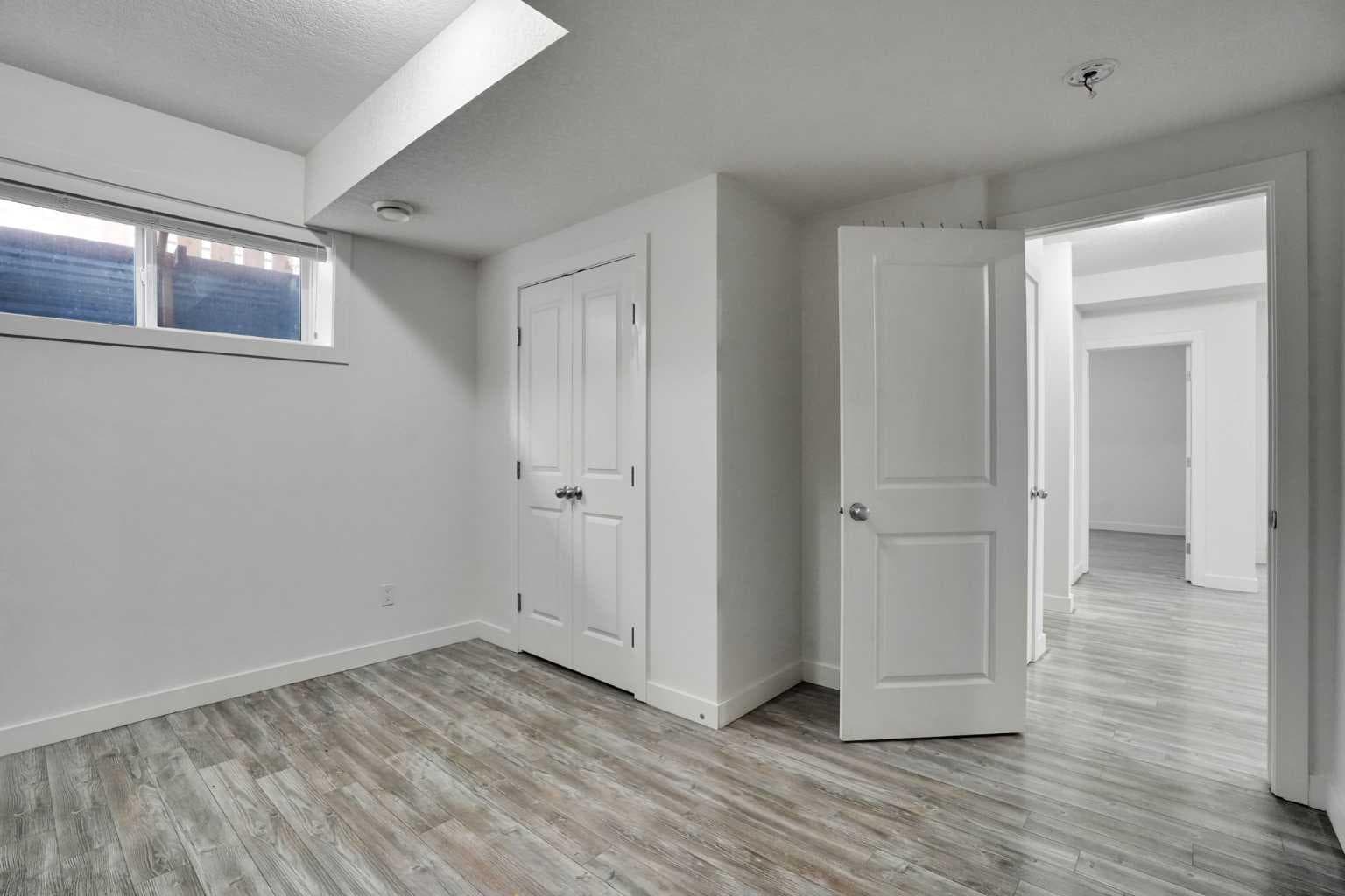 379 Skyview Shores Manor NE