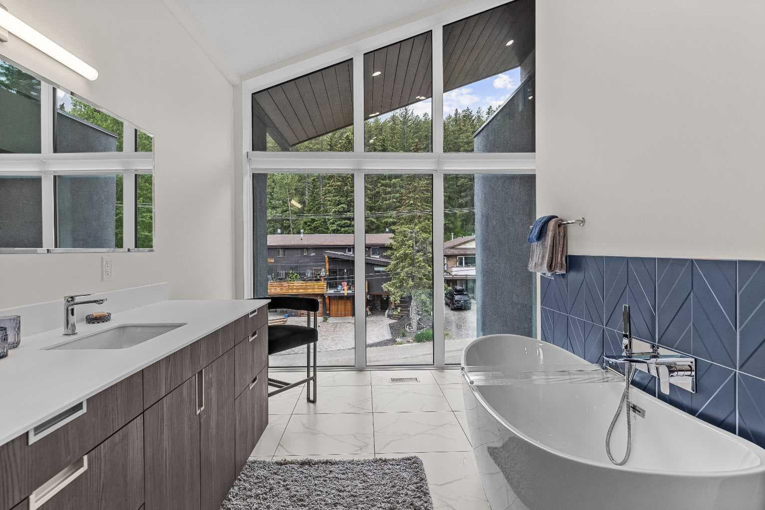 254A Three Sisters Drive 