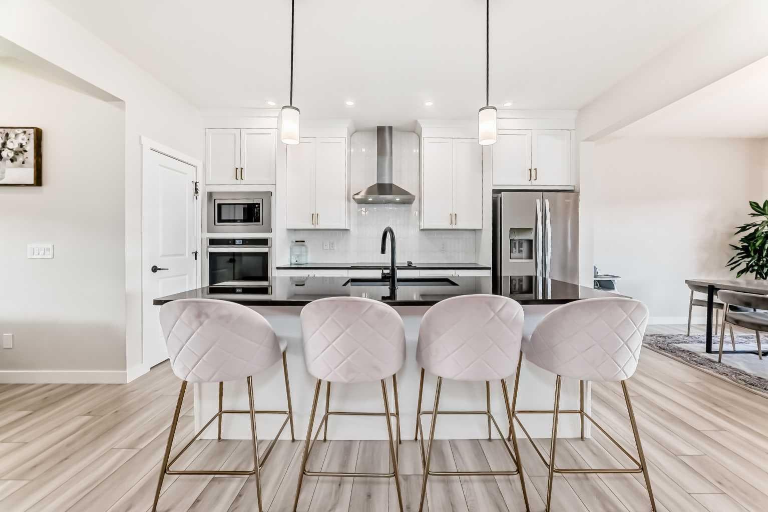 1104 Bayview Gardens SW