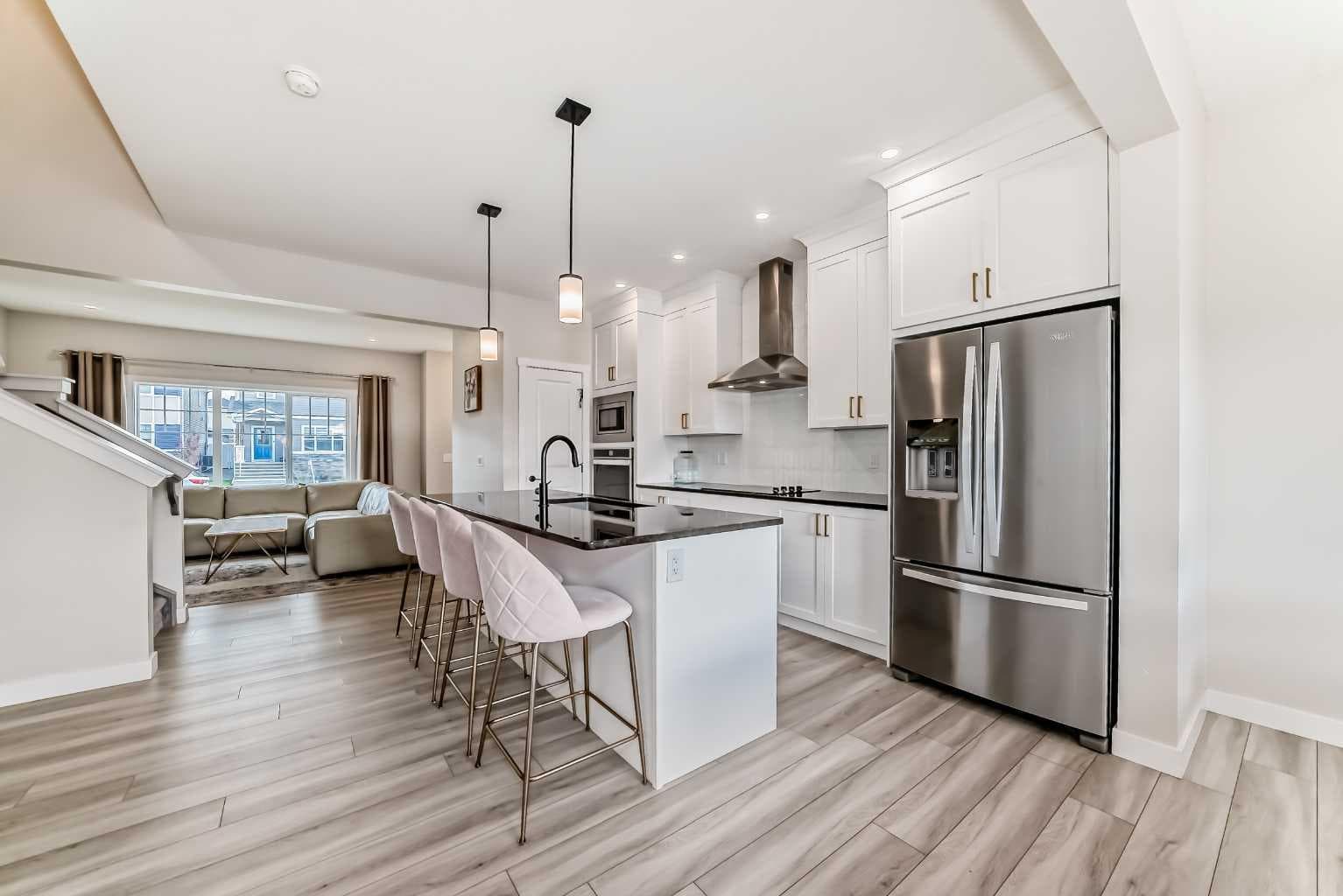 1104 Bayview Gardens SW