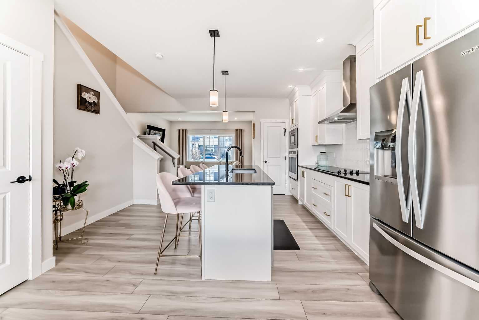 1104 Bayview Gardens SW