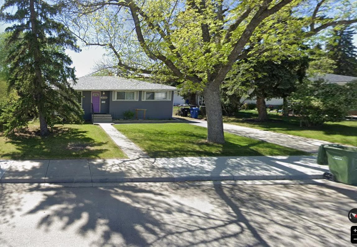 639 Thornhill Drive NW