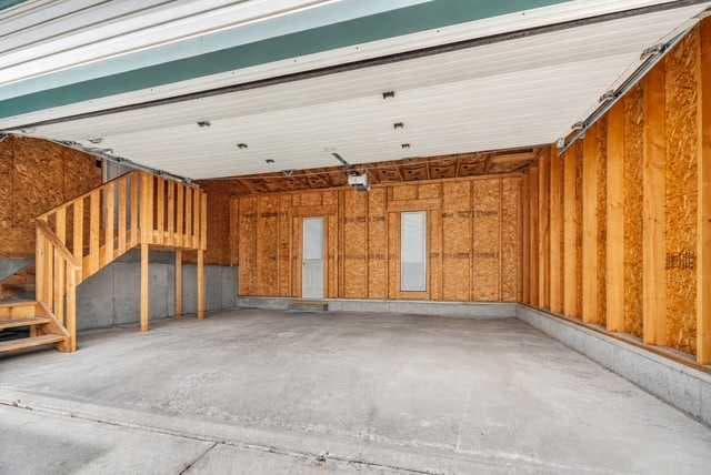 1, 15 Rocky Ridge Gate NW