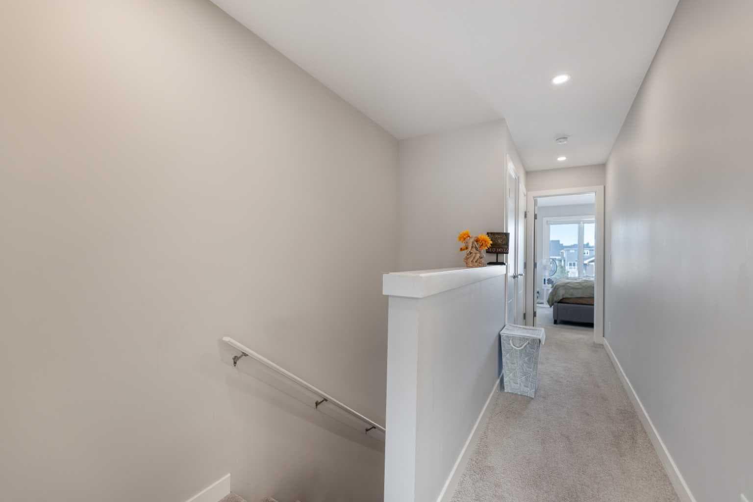 573 Evanston Link NW