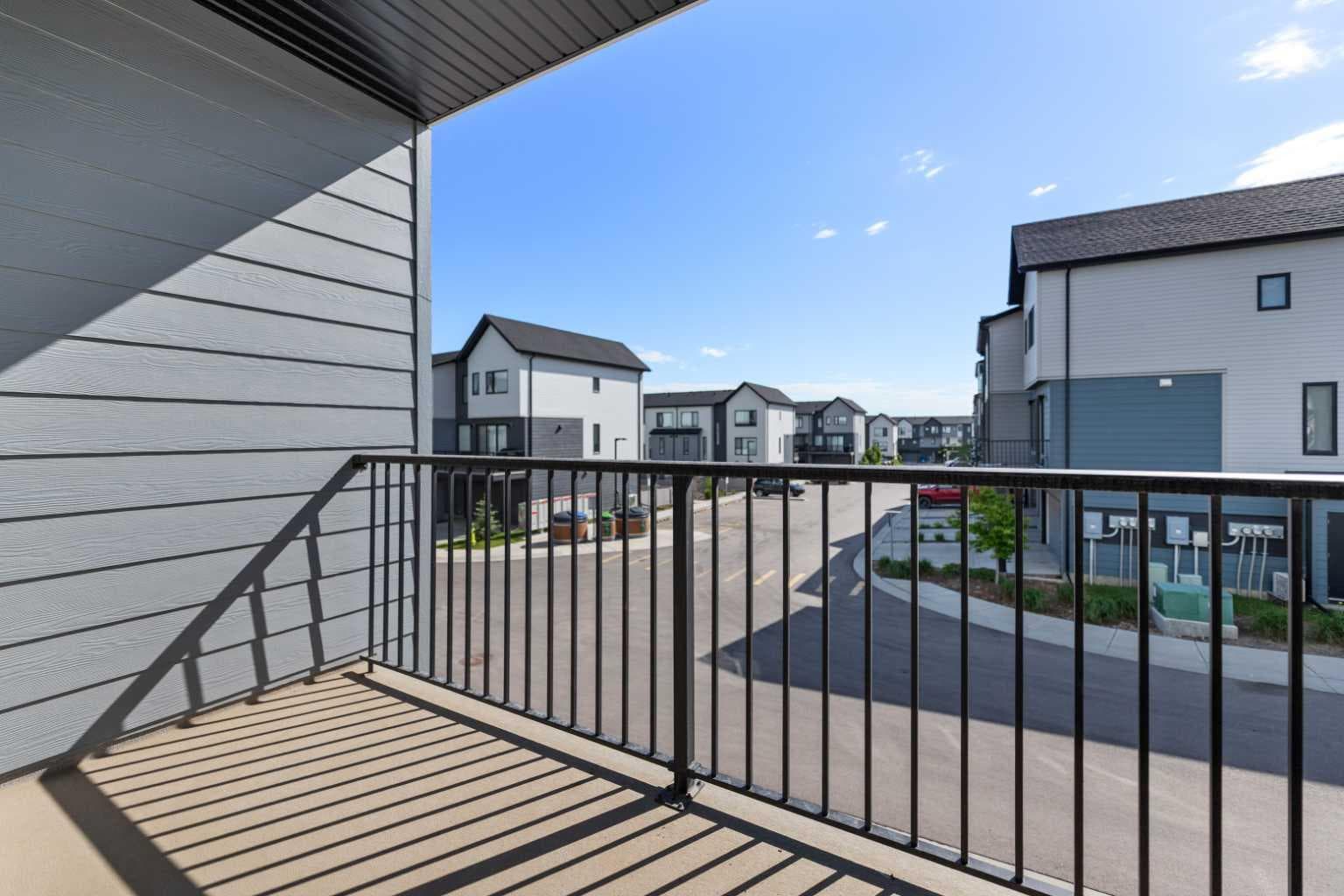 573 Evanston Link NW
