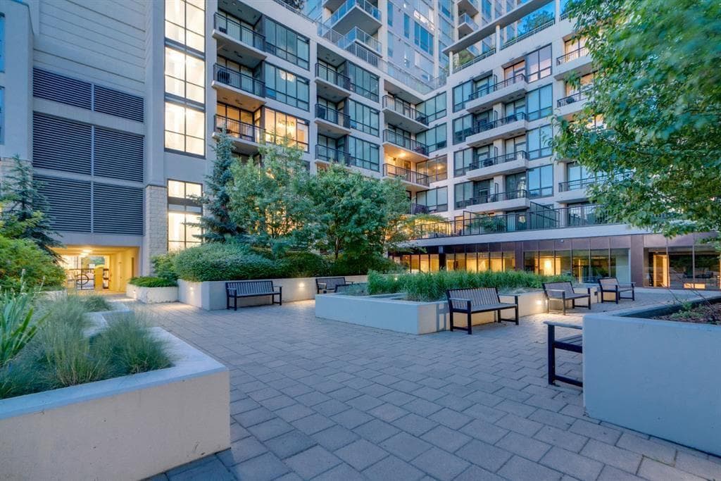 357, 222 Riverfront Avenue SW