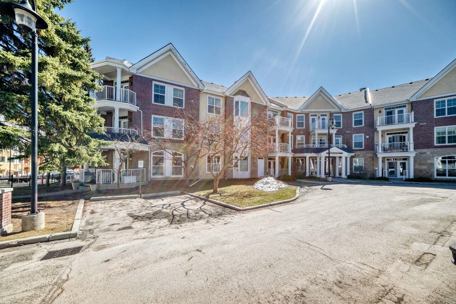 261, 3000 Marda Link SW