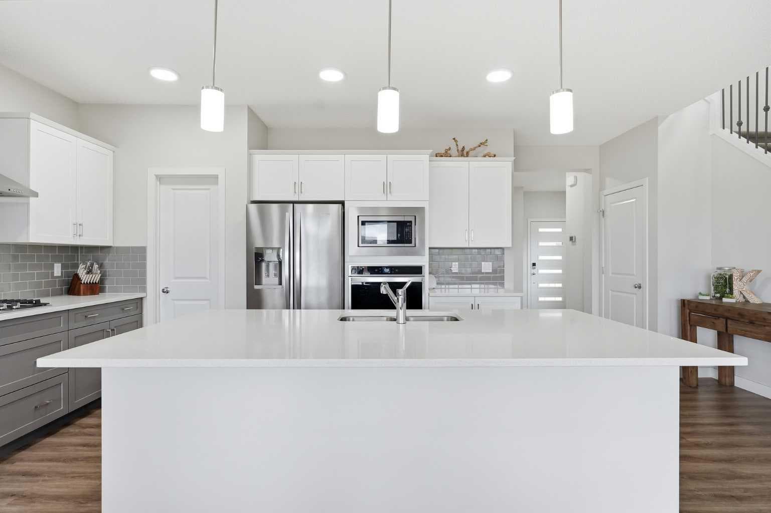 15 Lawrence Green SE