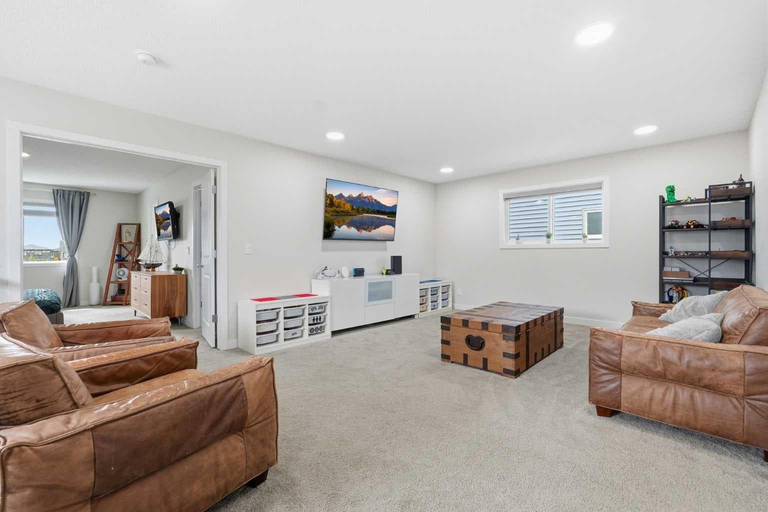 15 Lawrence Green SE