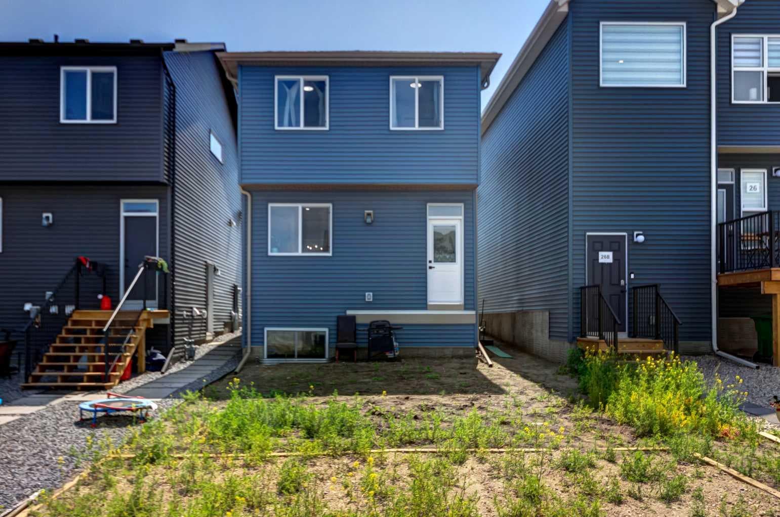 30 Creekside Manor SW
