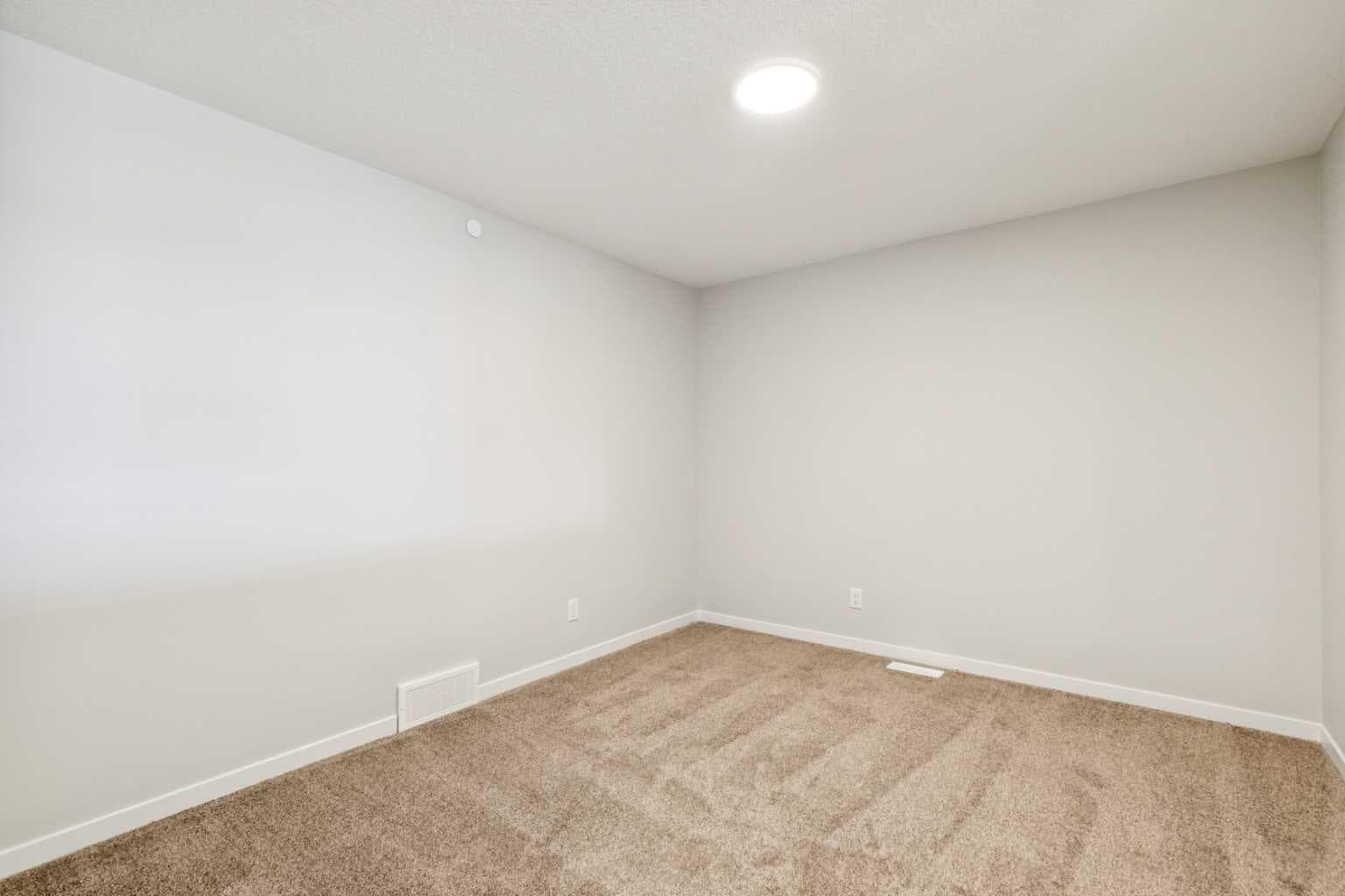 30 Hotchkiss Gardens SE