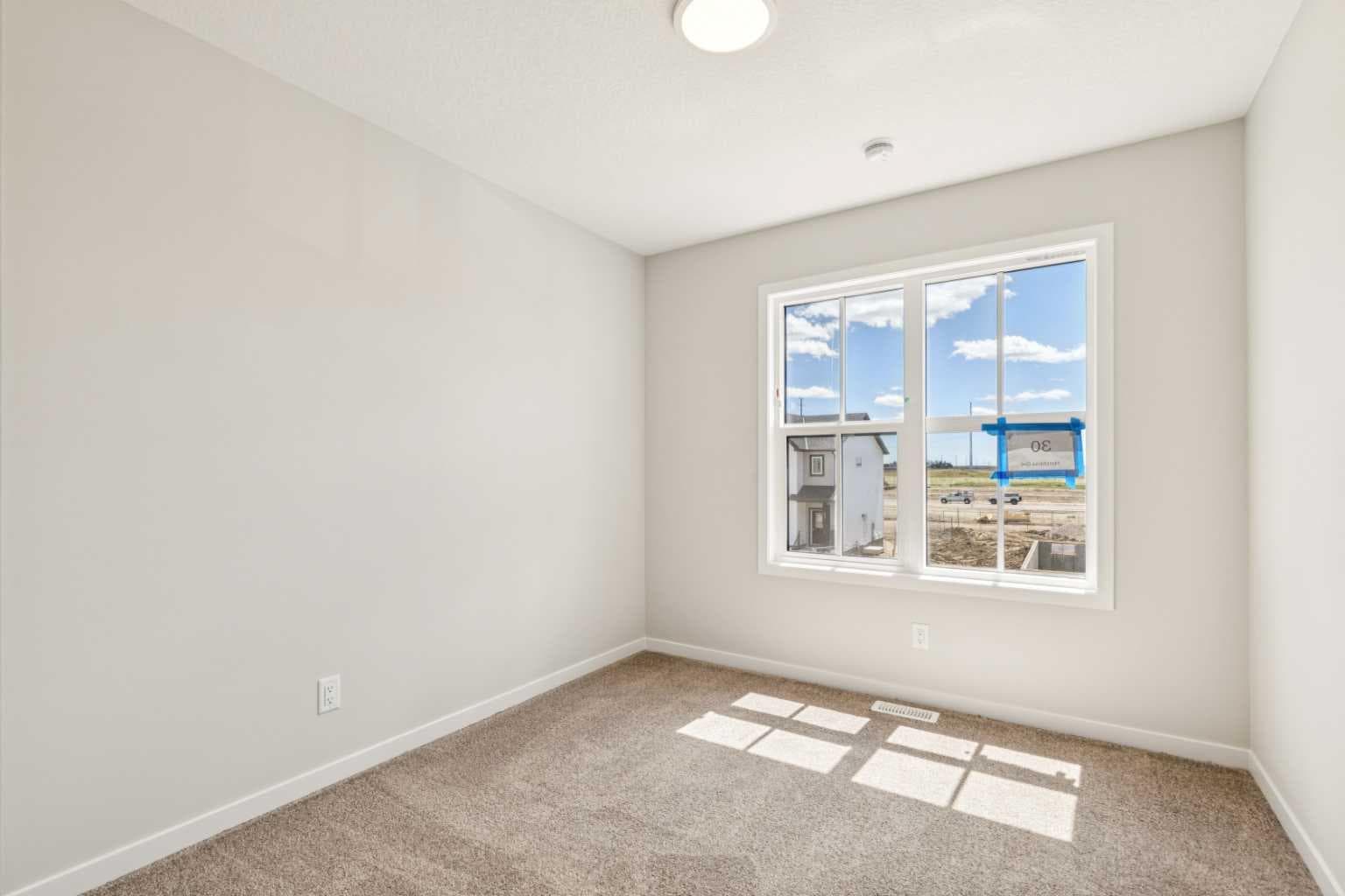 30 Hotchkiss Gardens SE