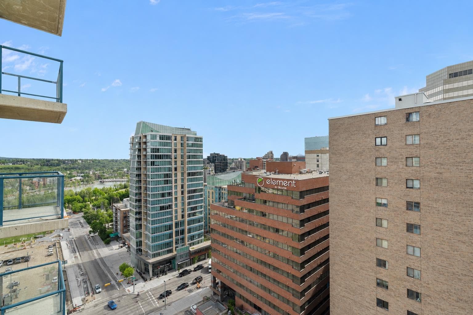 1906, 910 5 Avenue SW