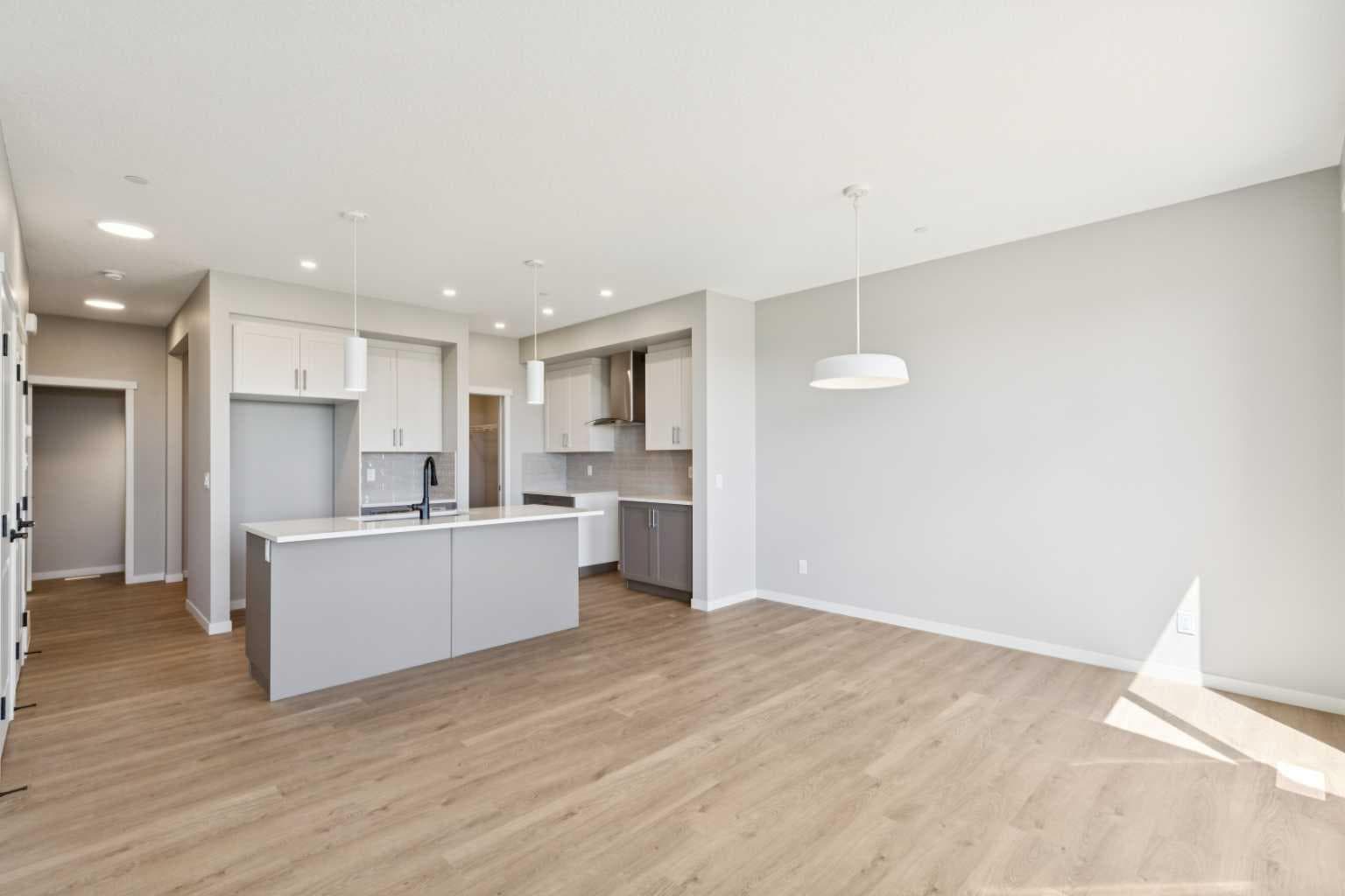 386 Hotchkiss Manor SE