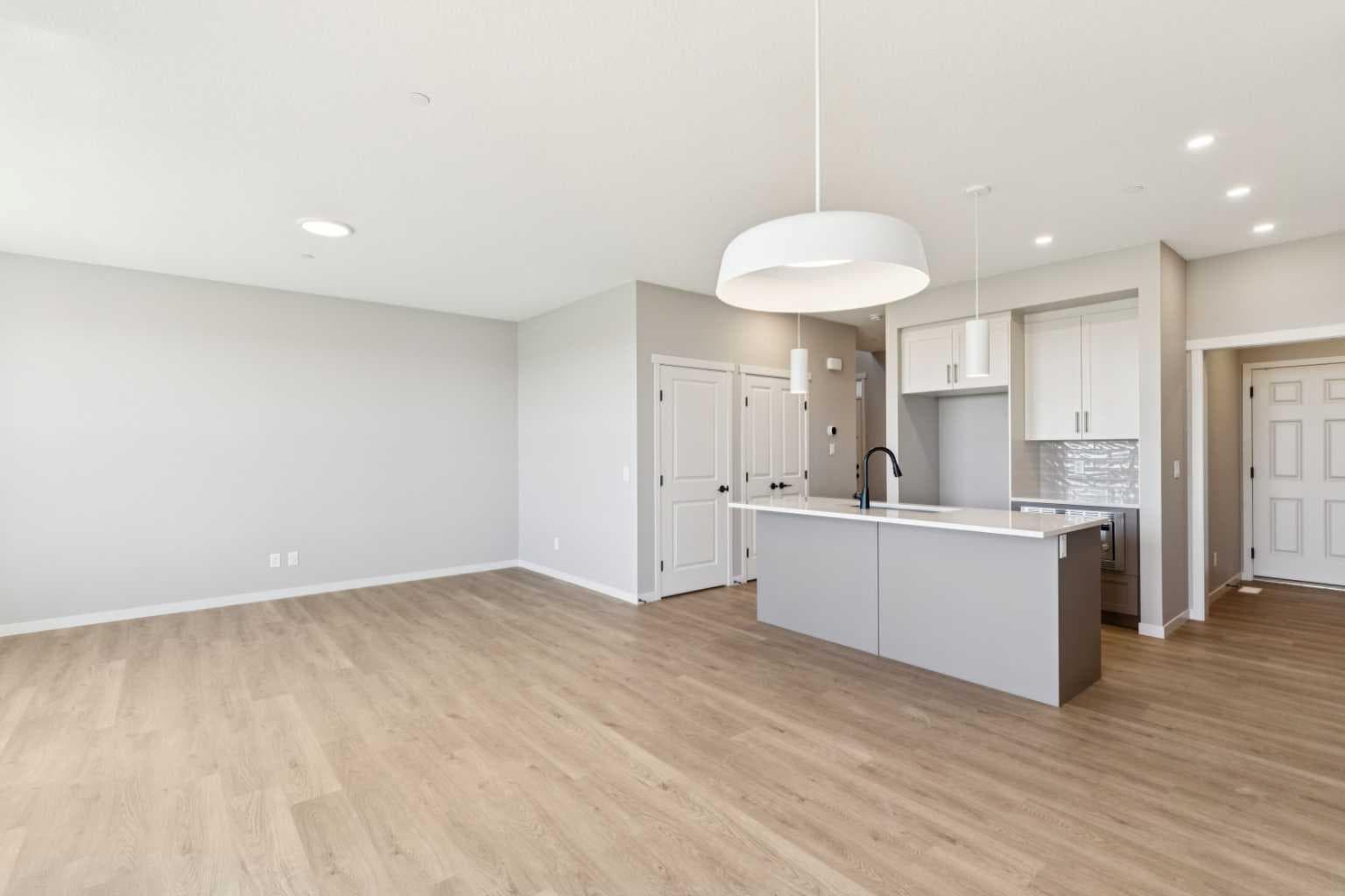386 Hotchkiss Manor SE