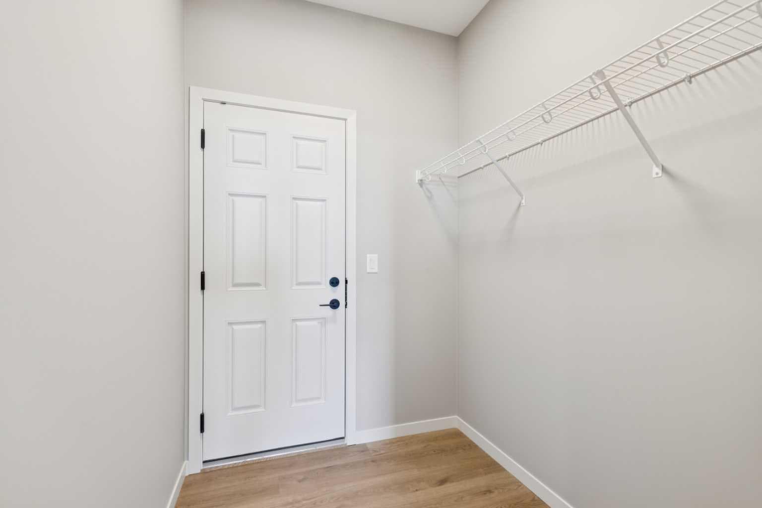 386 Hotchkiss Manor SE