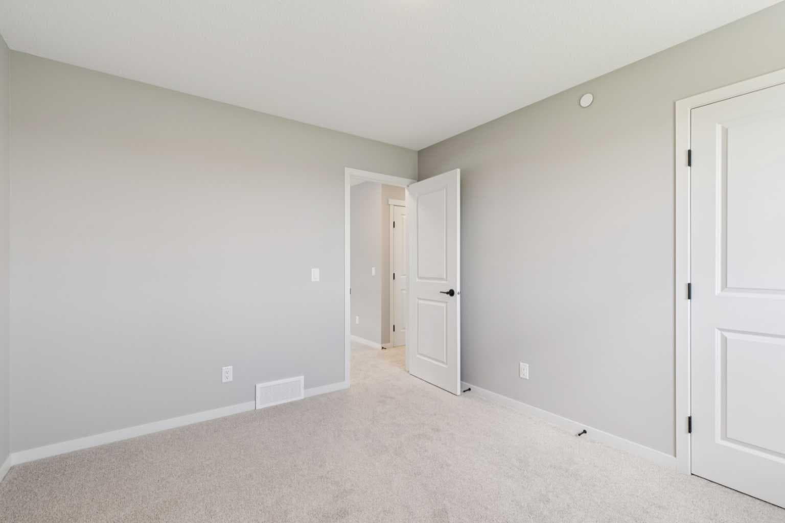386 Hotchkiss Manor SE