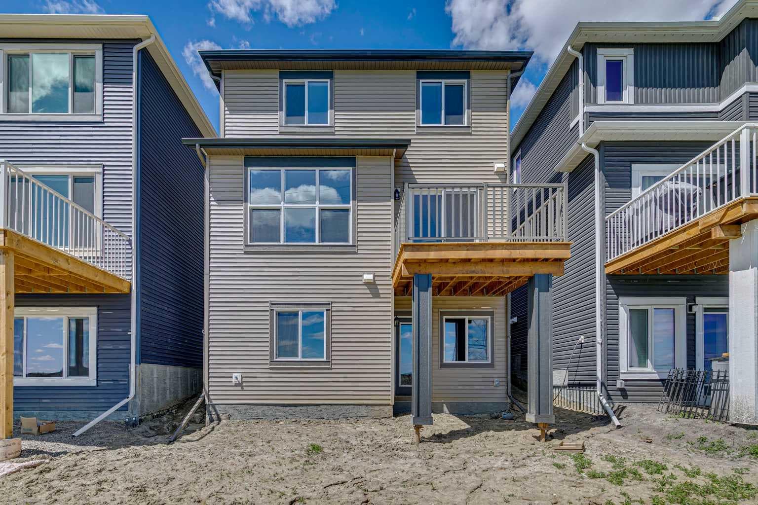 386 Hotchkiss Manor SE