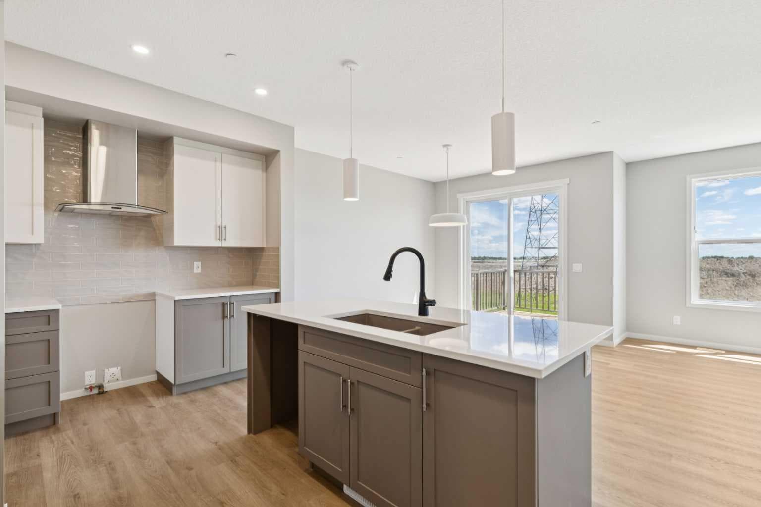 386 Hotchkiss Manor SE