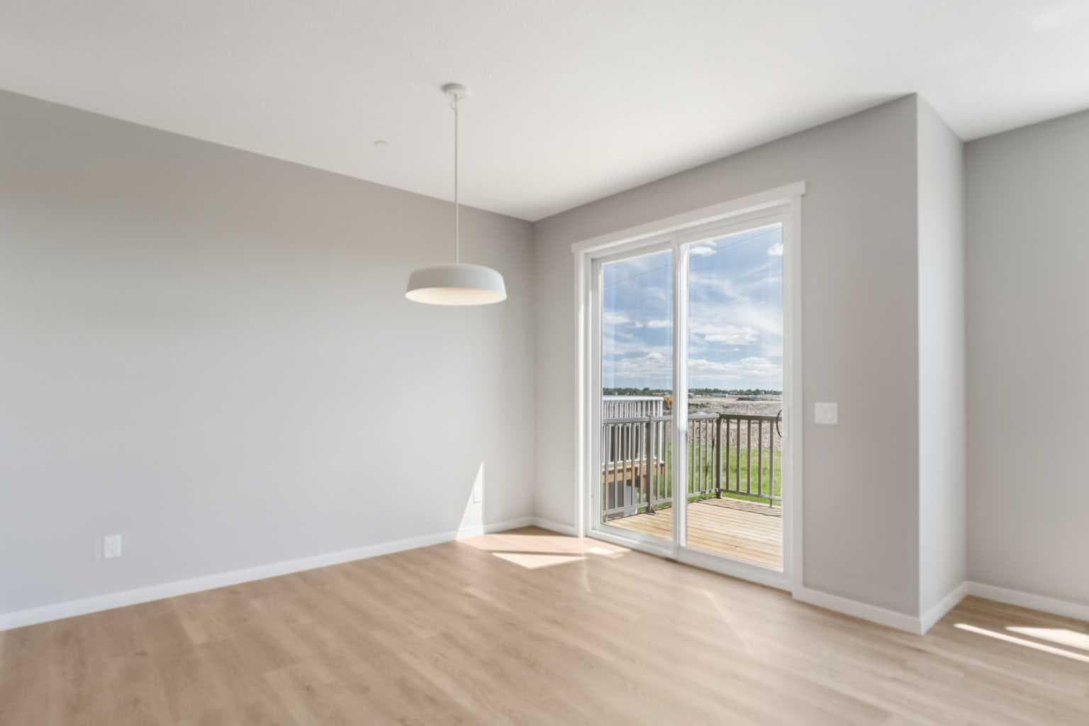 386 Hotchkiss Manor SE