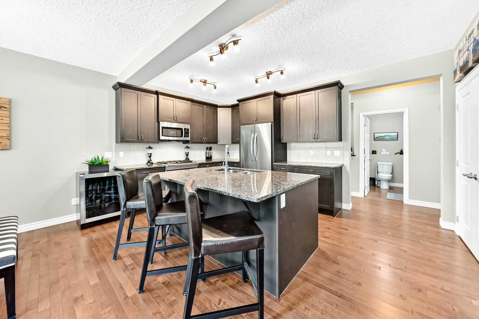 141 Riviera Crescent 