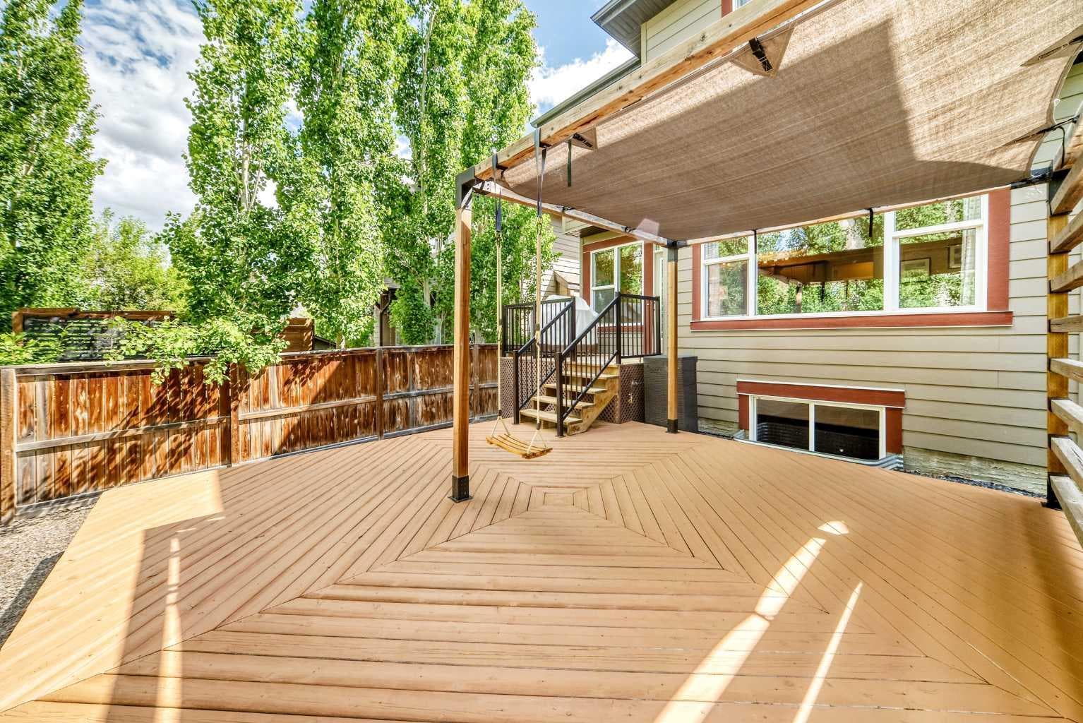 141 Riviera Crescent 