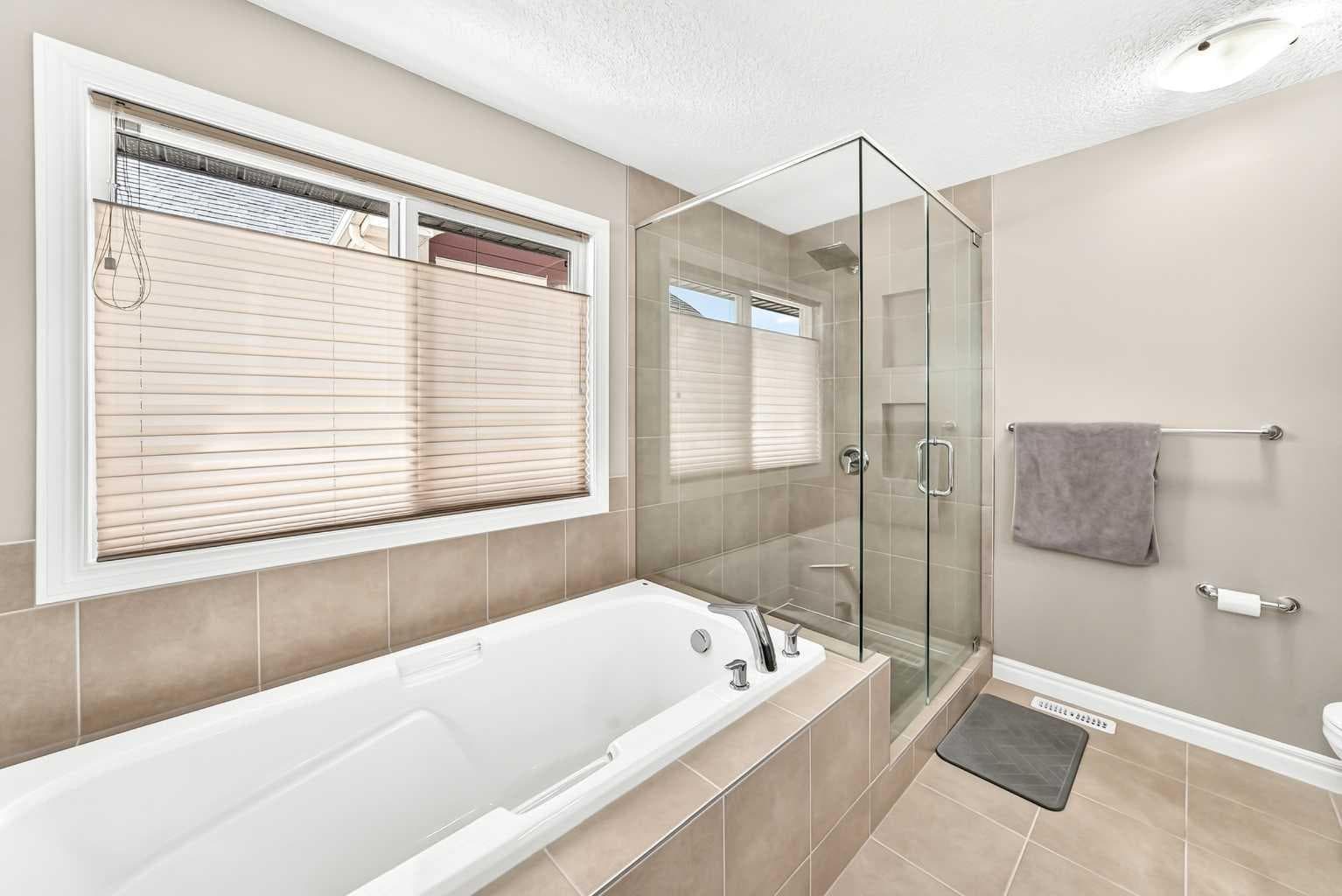 141 Riviera Crescent 