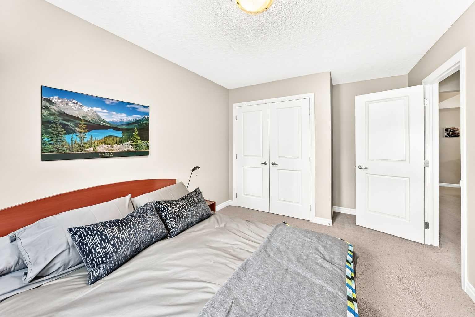 141 Riviera Crescent 