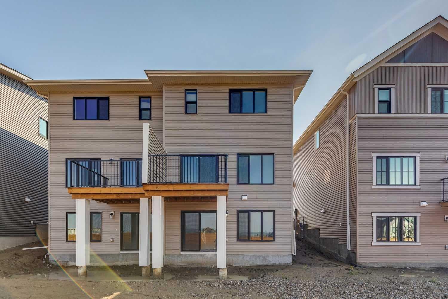 11 Heritage Point 