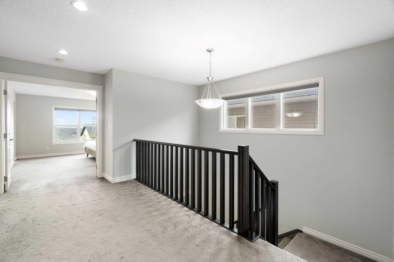 232 Nolancrest Heights NW