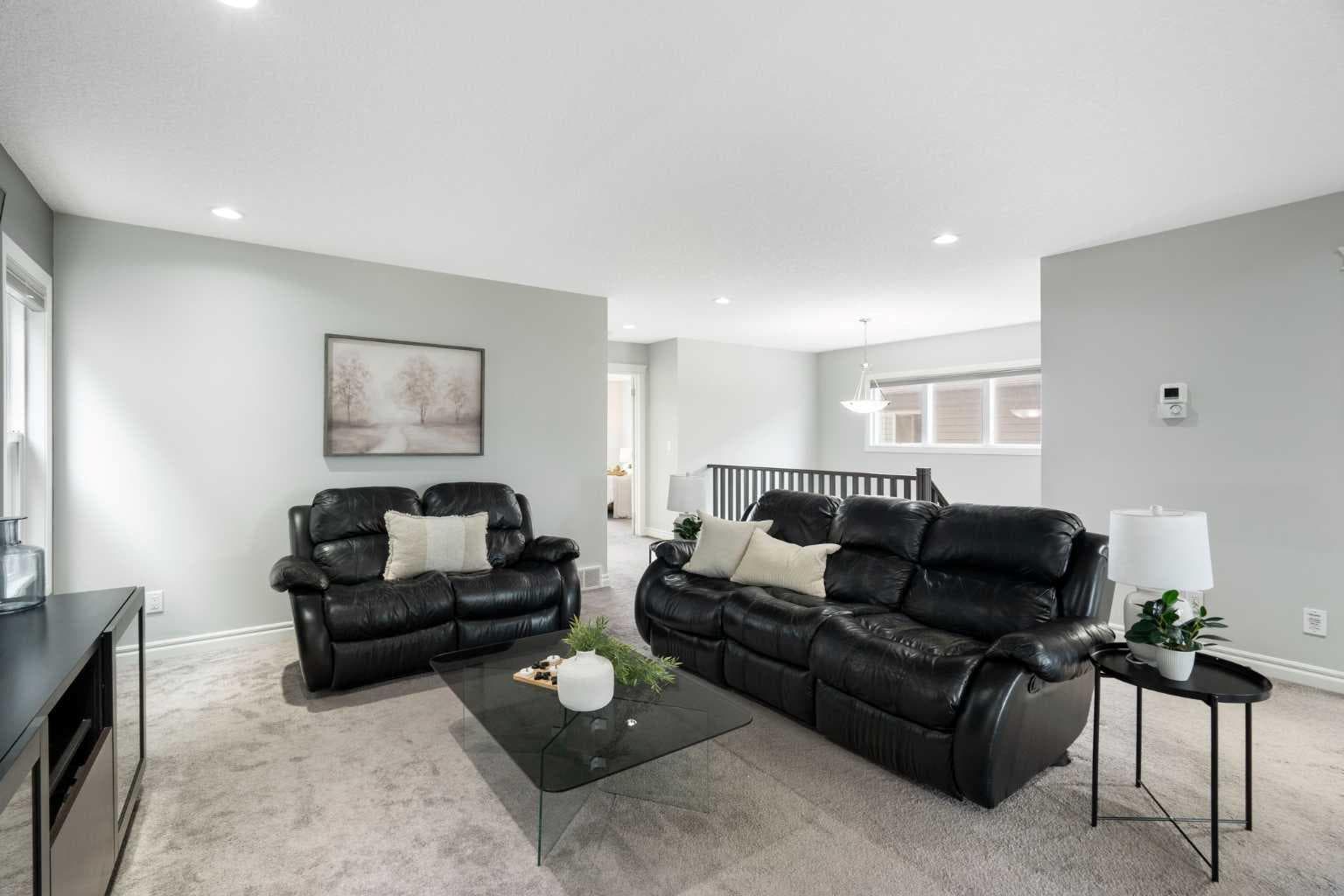 232 Nolancrest Heights NW