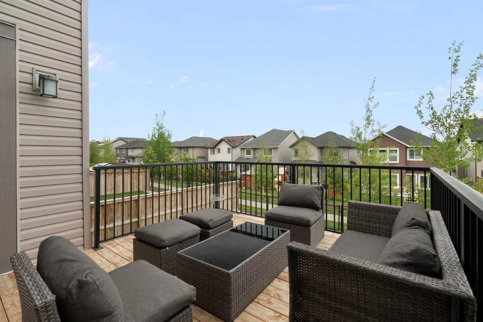 232 Nolancrest Heights NW