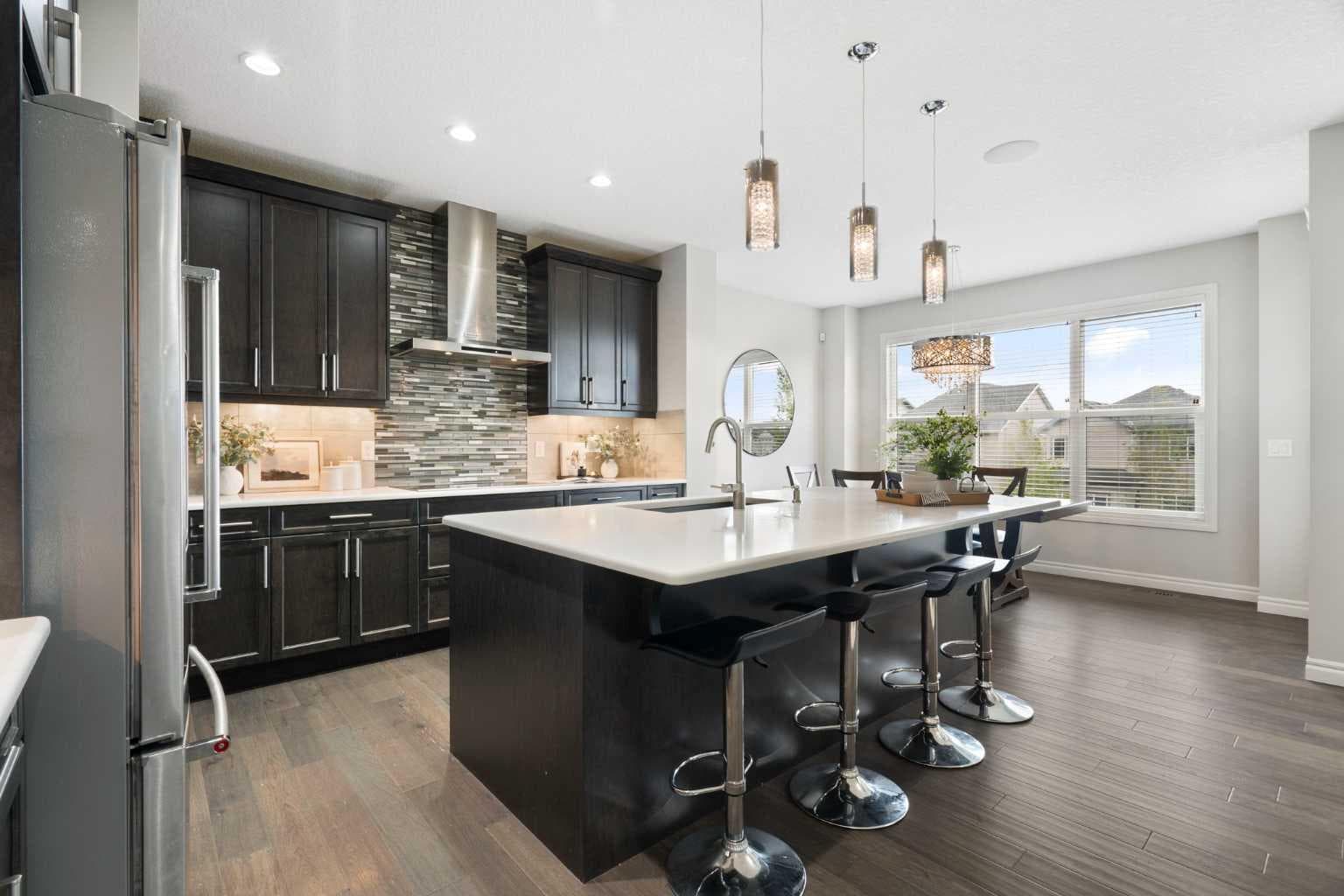 232 Nolancrest Heights NW