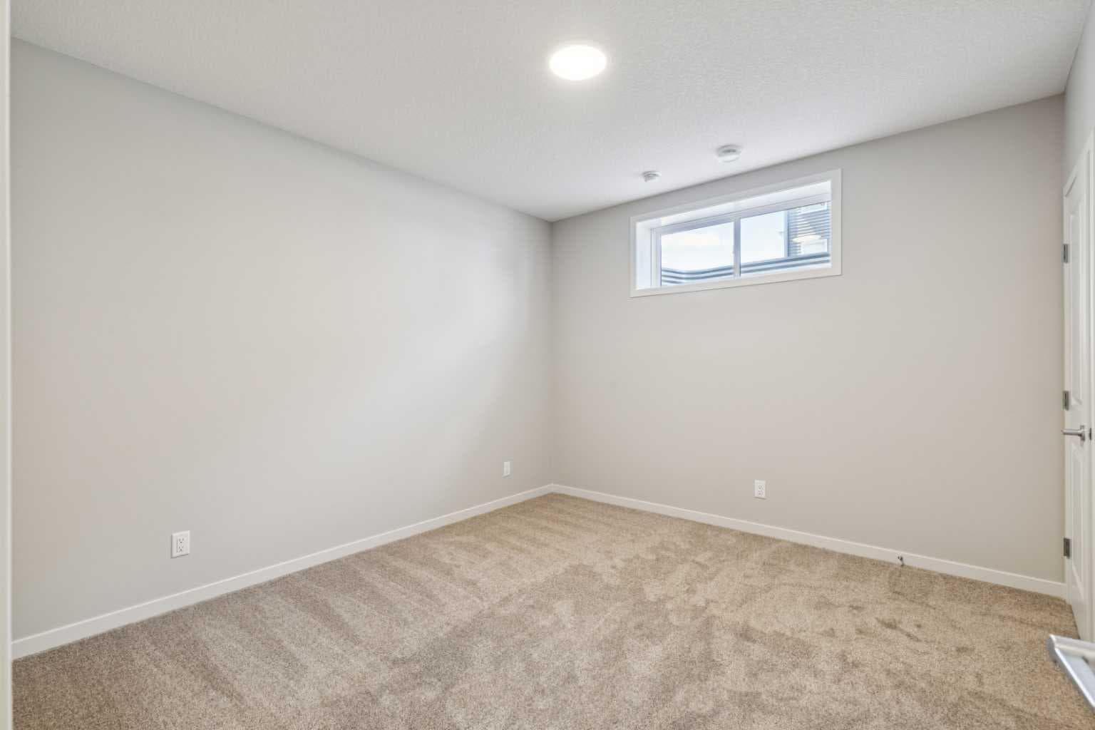 31 Hotchkiss Avenue SE