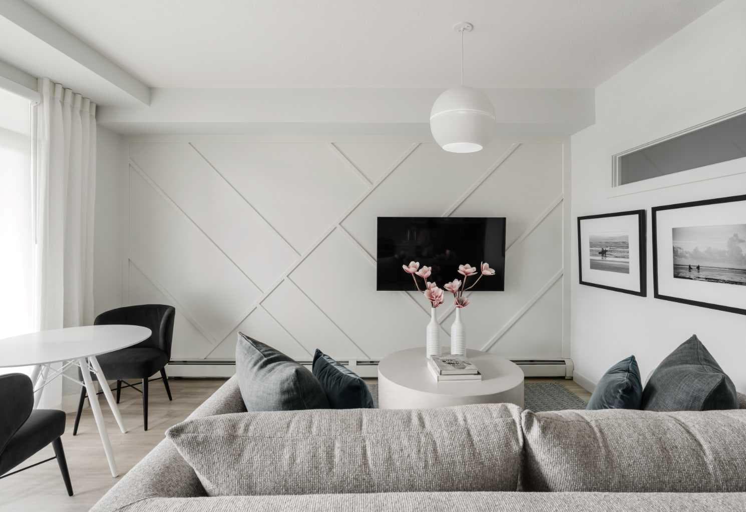 302, 60 Water Cove SE