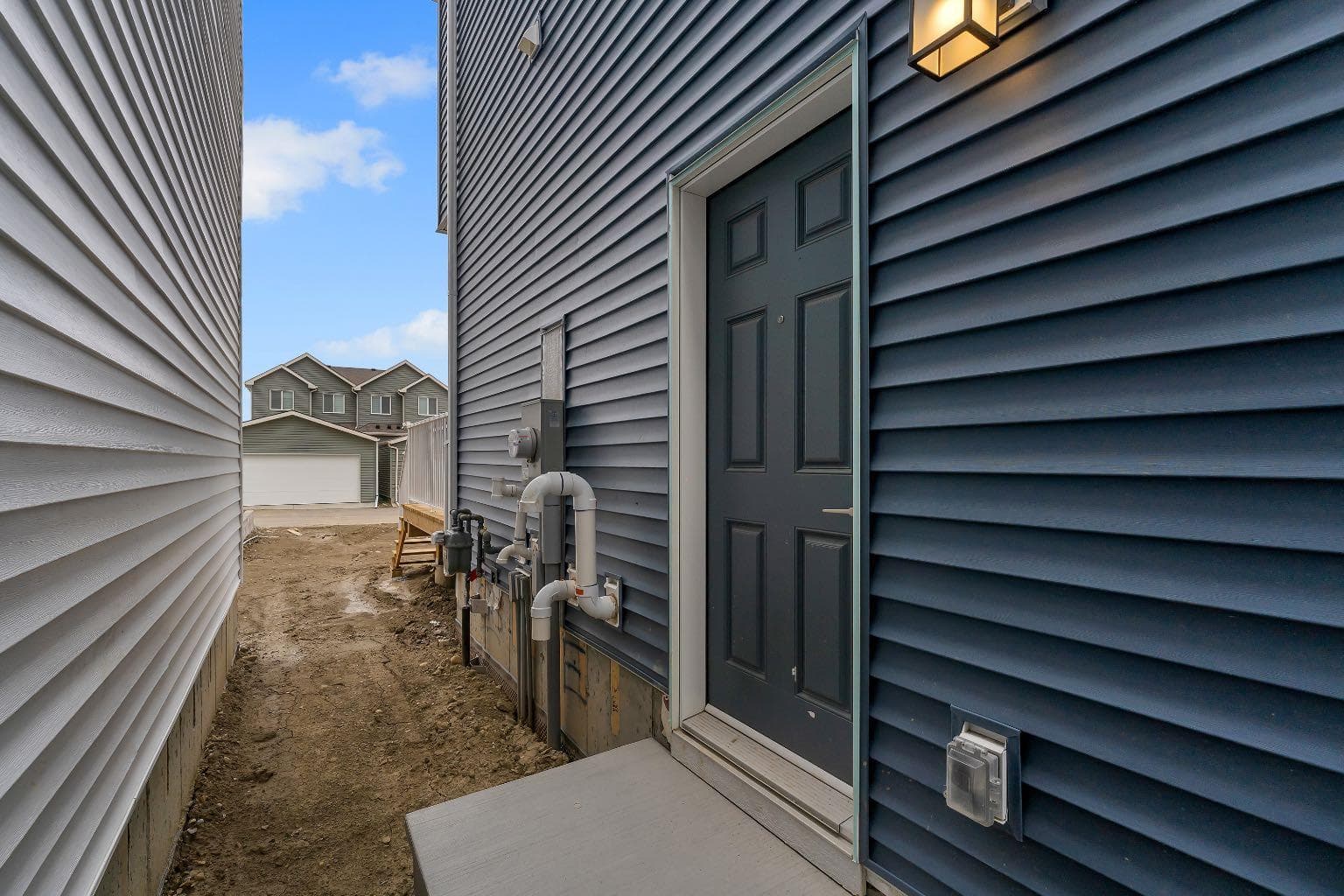 416 Lewiston Landing NE