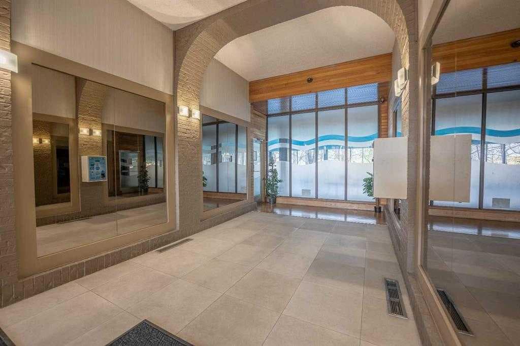 711, 4944 dalton Drive NW