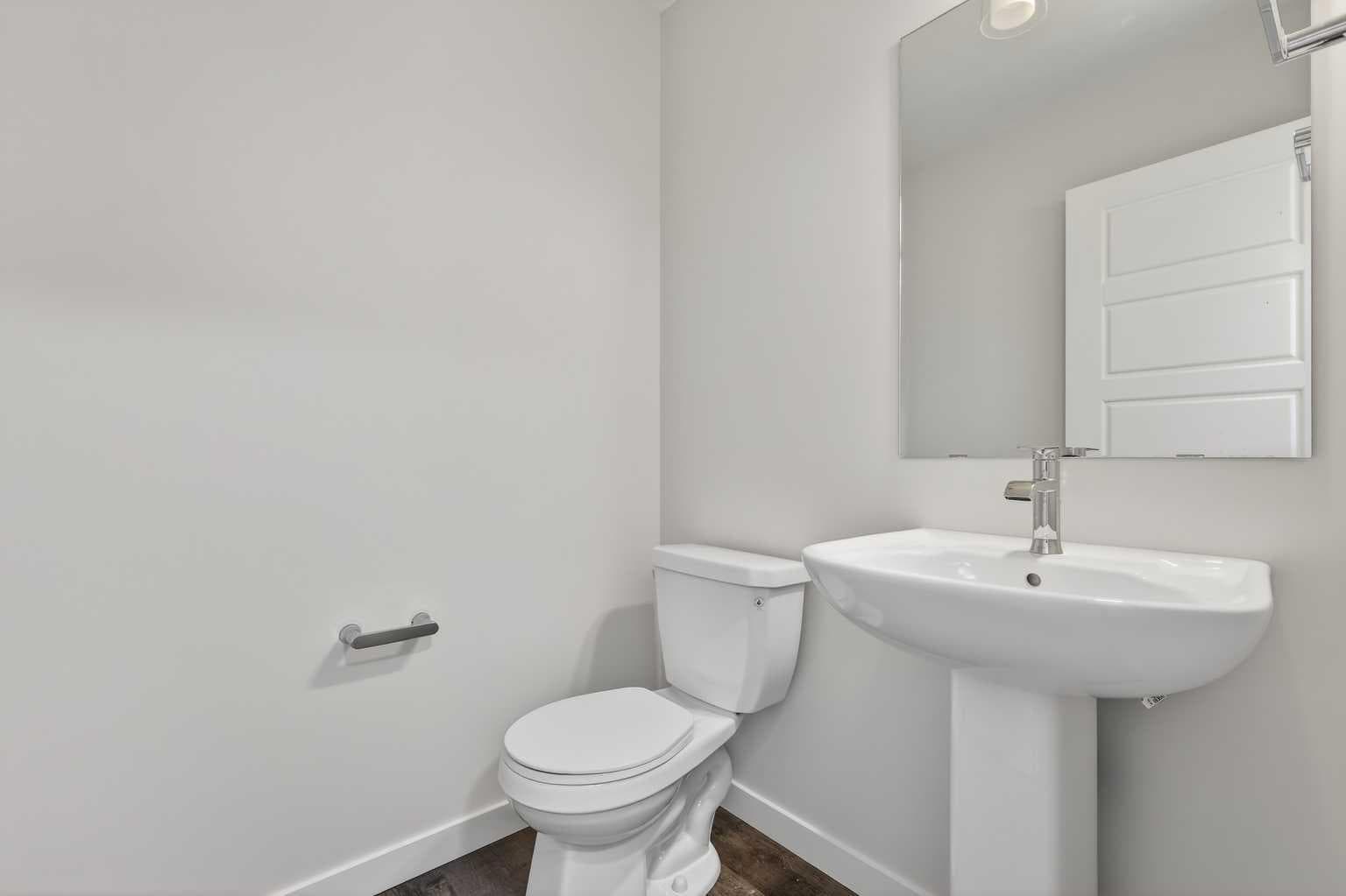 172 Hotchkiss Common SE