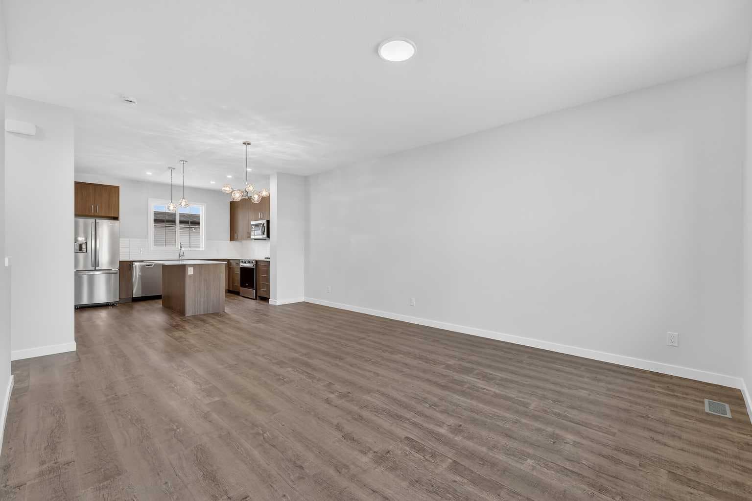 172 Hotchkiss Common SE