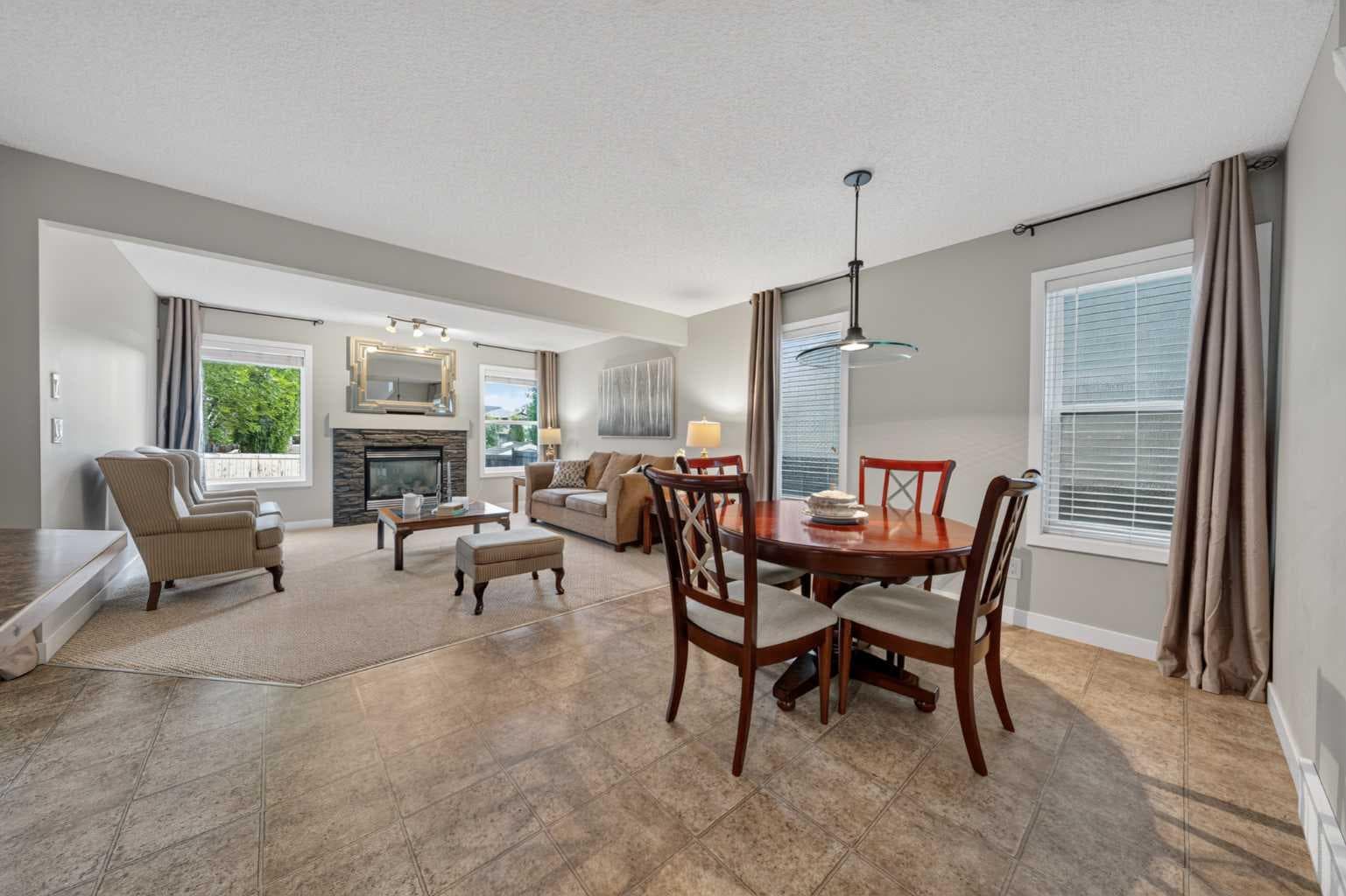 161 Everoak Gardens SW