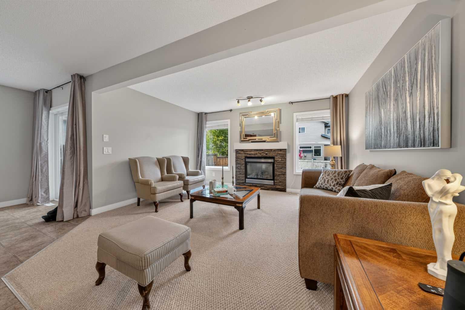 161 Everoak Gardens SW