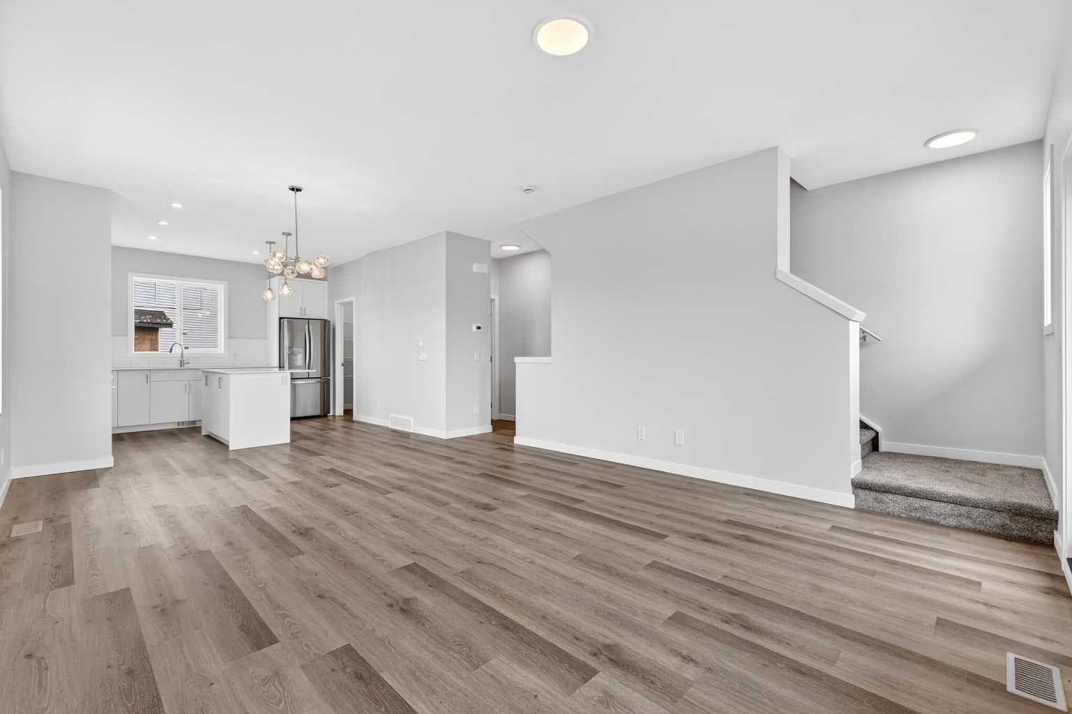 6 Hotchkiss Parade SE