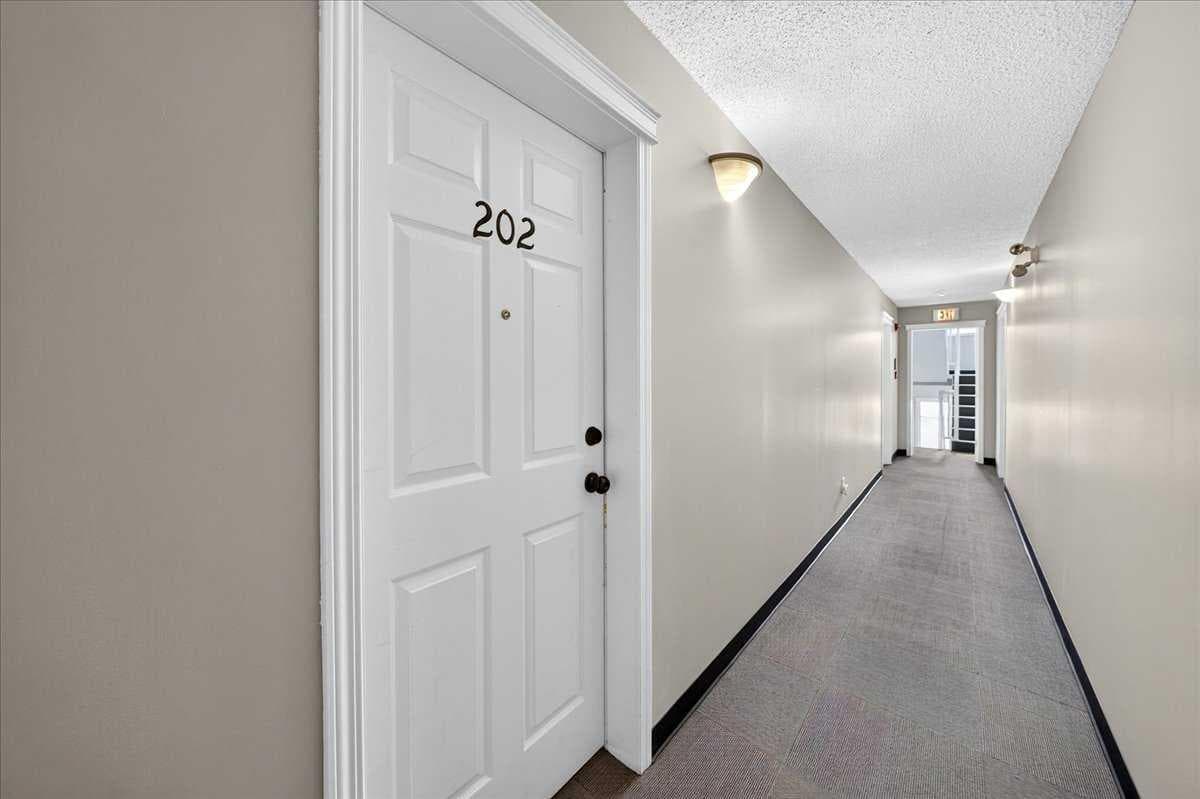 202, 6148 Bowness Road NW