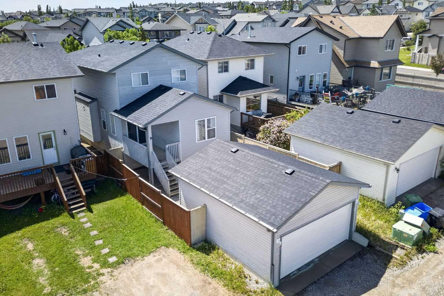 116 Panora Close NW