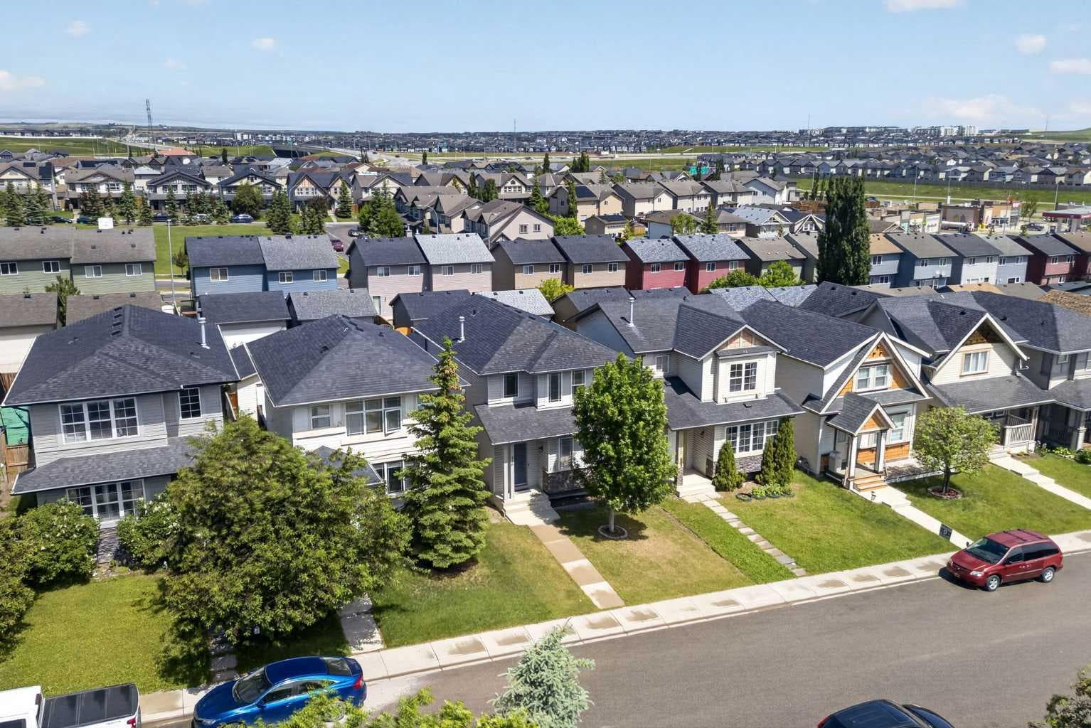 116 Panora Close NW