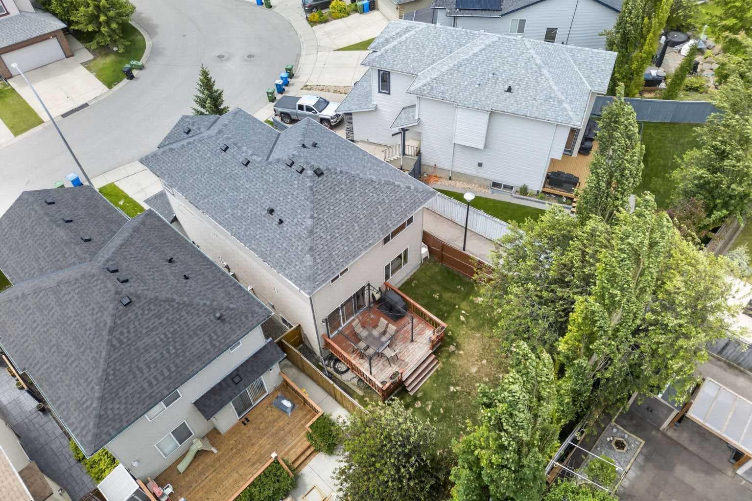 60 Tuscany Ridge Crescent NW
